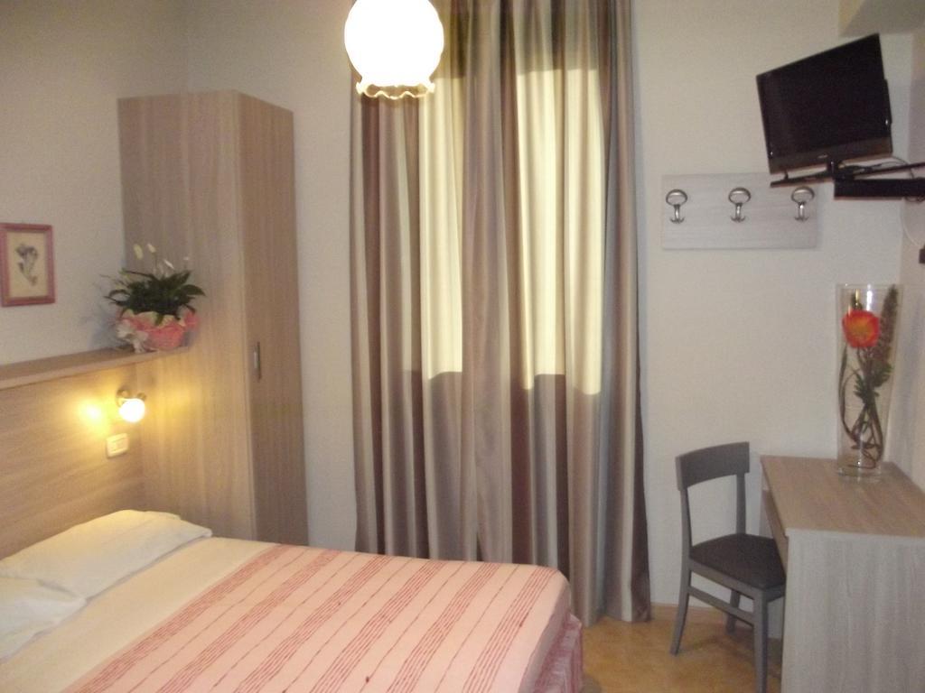 Hotel Piccadilly Montecatini Terme Exterior photo
