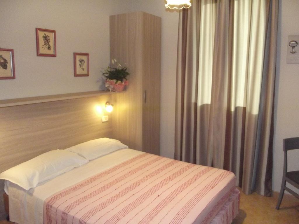 Hotel Piccadilly Montecatini Terme Exterior photo