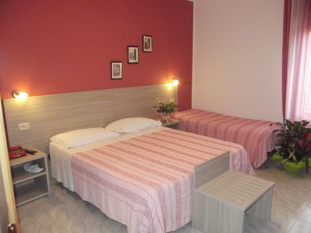 Hotel Piccadilly Montecatini Terme Exterior photo