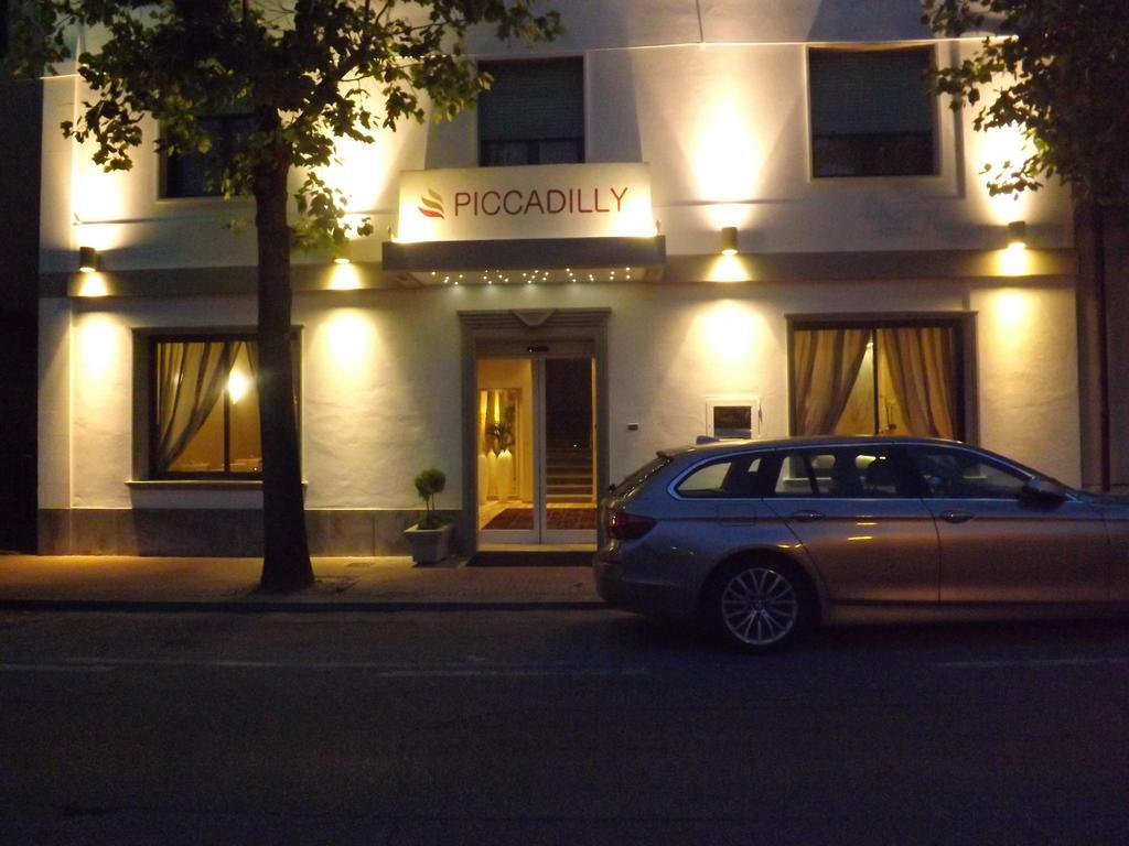 Hotel Piccadilly Montecatini Terme Exterior photo