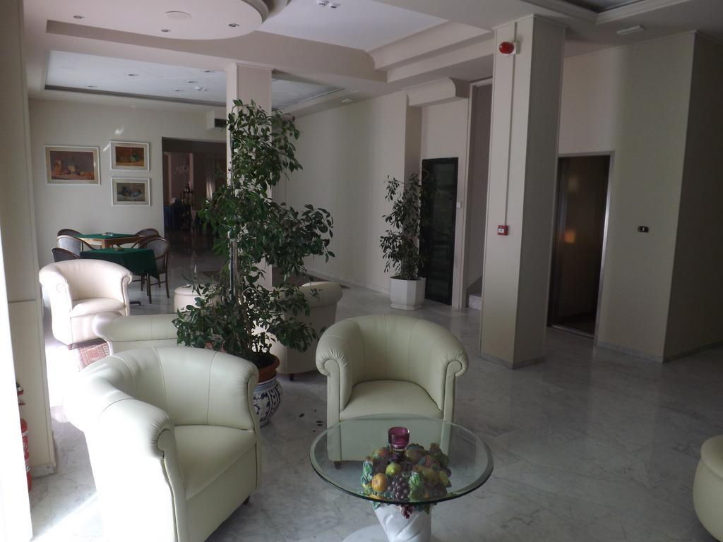 Hotel Piccadilly Montecatini Terme Exterior photo