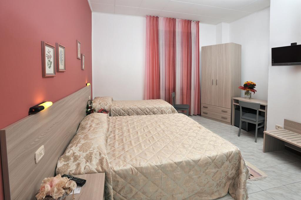 Hotel Piccadilly Montecatini Terme Exterior photo